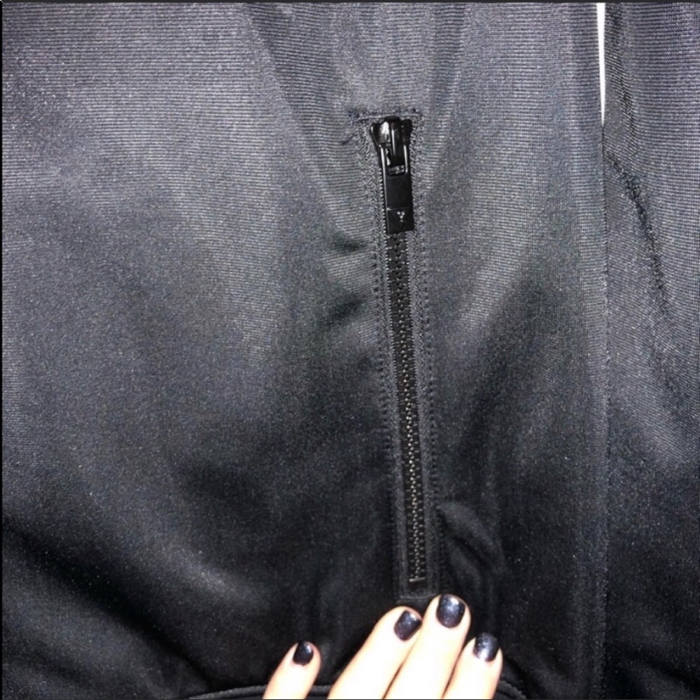 Guess men sweater. - Picture 3 of 5